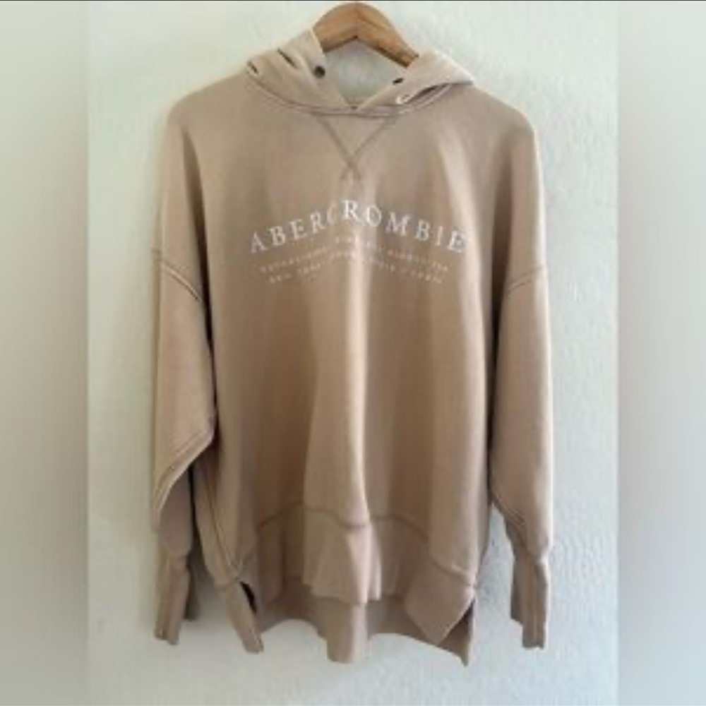 Abercrombie & Fitch Tan Sweater